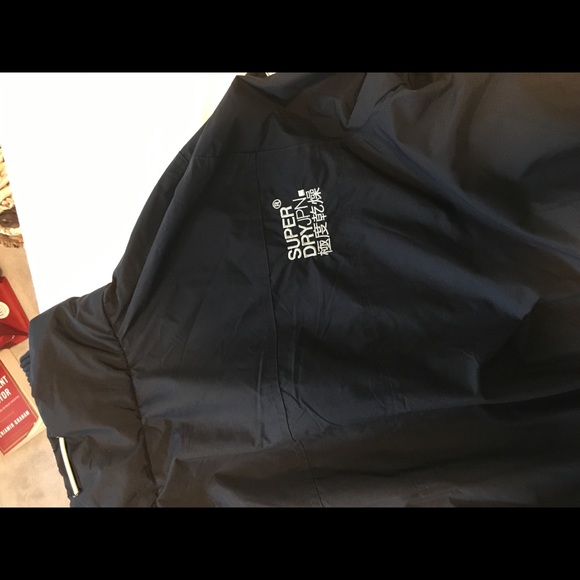 Super Dry Windbreaker - Picture 4 of 5